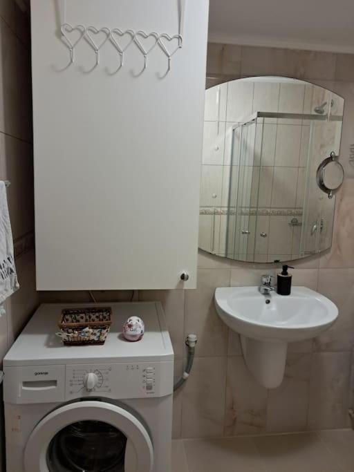 Holiday Home Apartment Budva Luaran gambar