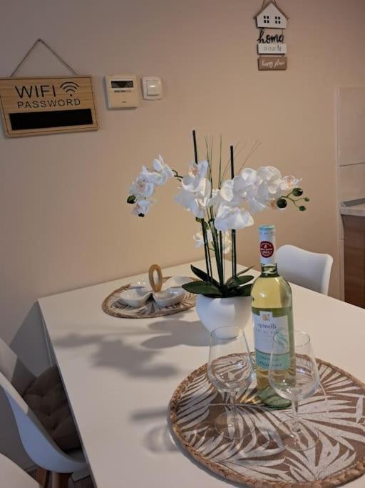 Holiday Home Apartment Budva Luaran gambar